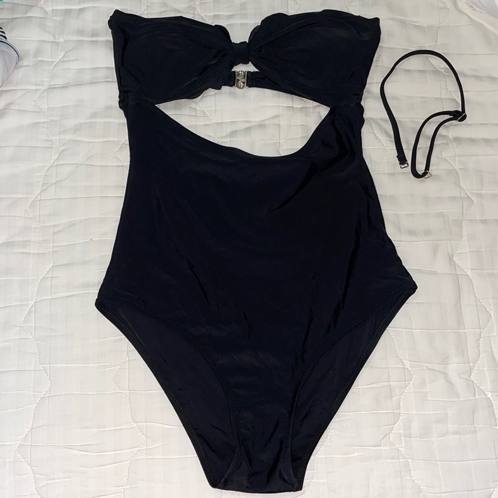 Scallop edge black cutout bikini